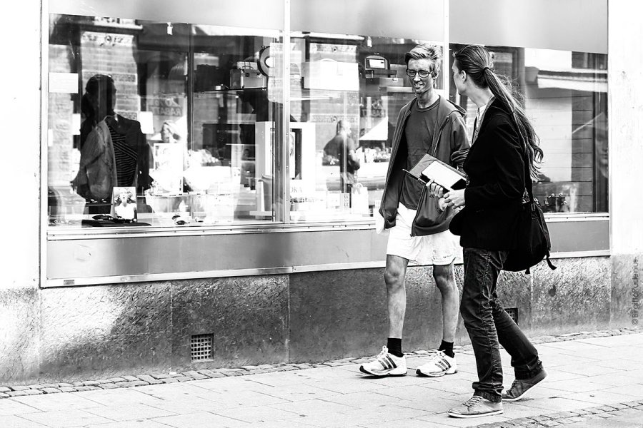 PiPP_20130905_streetselling