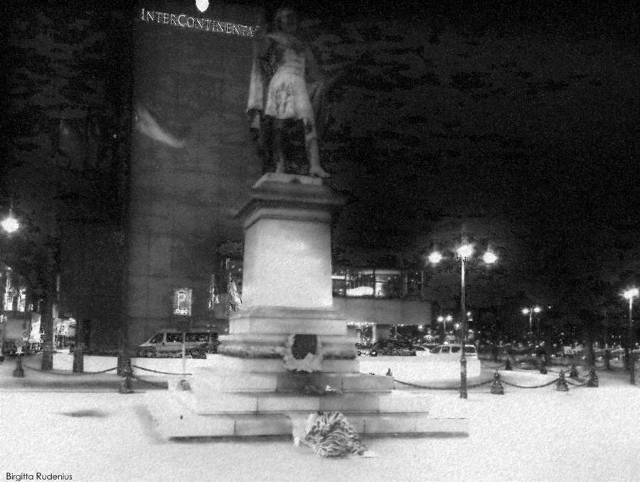 Street Photography - Sleeping 1