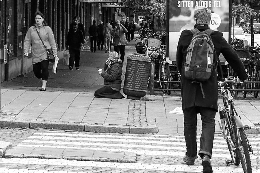 PiPP_20130918_beggar