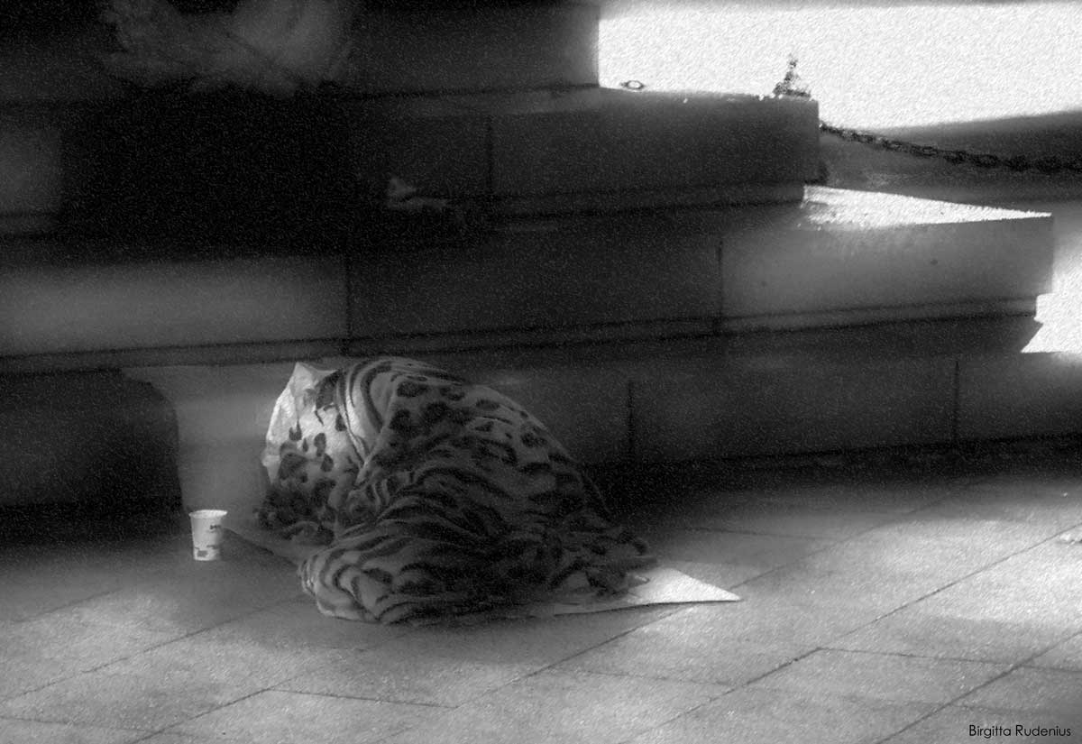Street Photography - Sleeping 2