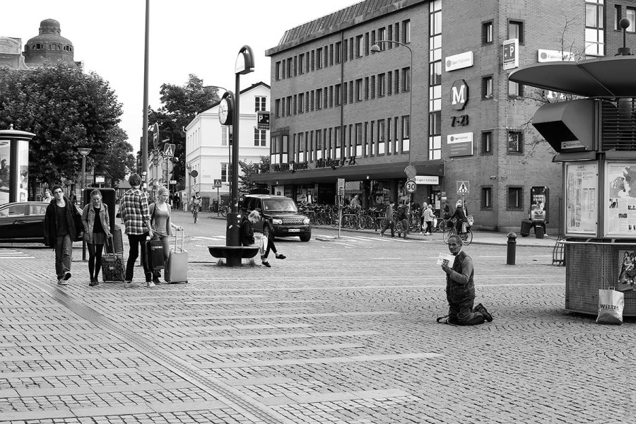 PiPP_20130911_beggar1